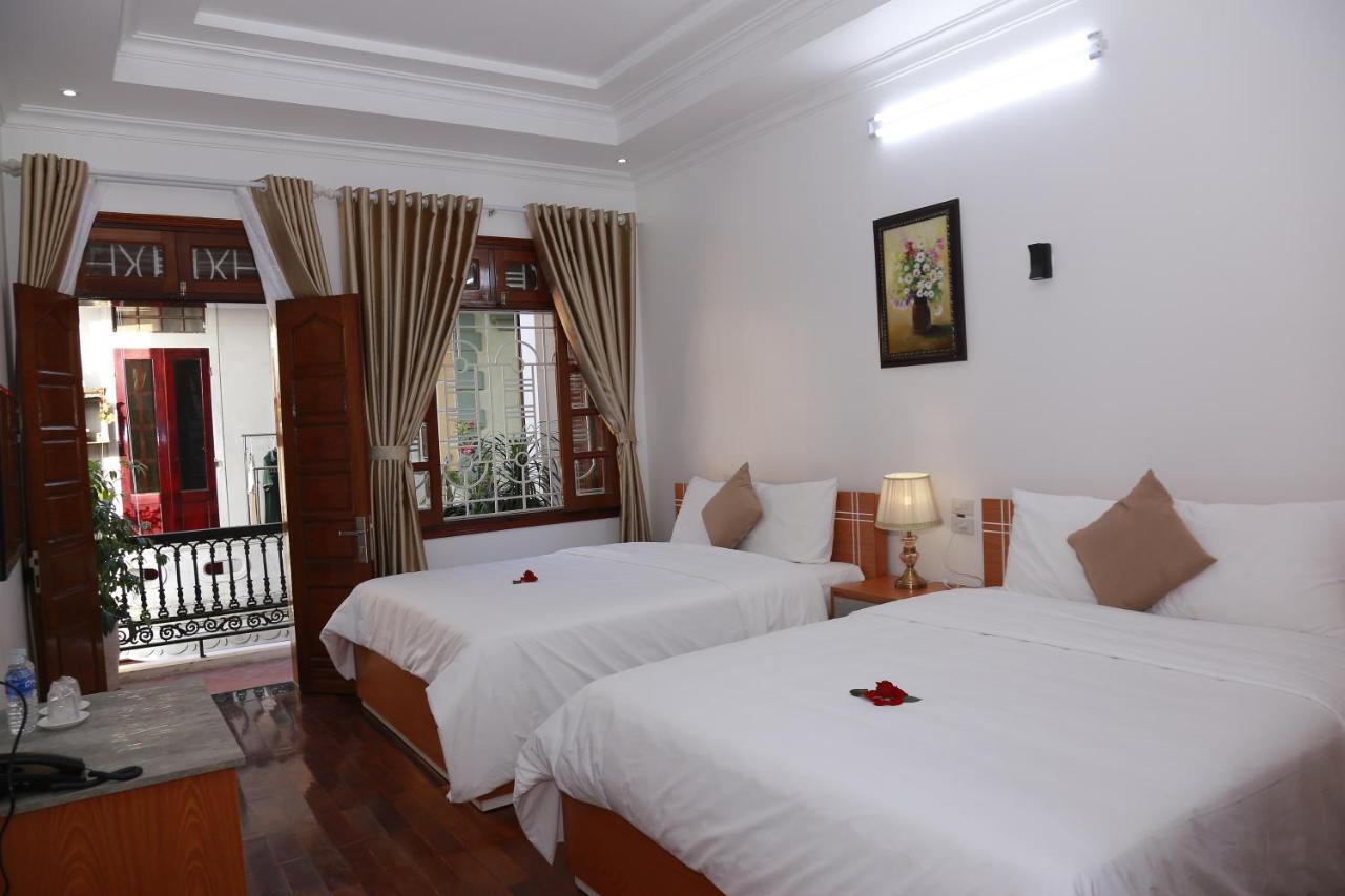 Moon & Sun Hotel Hue Bagian luar foto