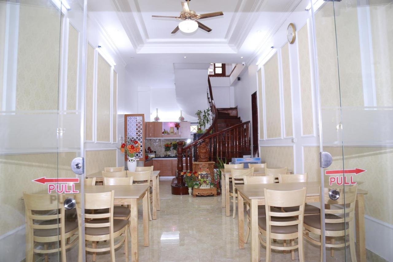 Moon & Sun Hotel Hue Bagian luar foto
