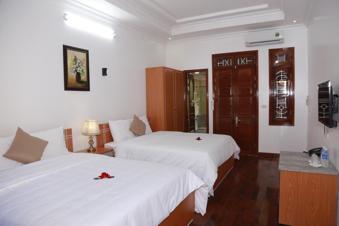 Moon & Sun Hotel Hue Bagian luar foto